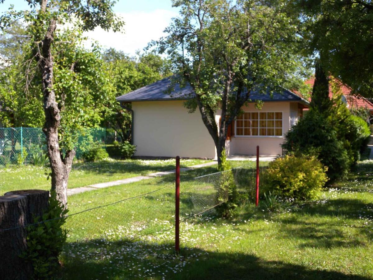 Holiday Home In Balatonfenyves 18357 外观 照片